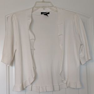 NWOT White Shrug / Bolero